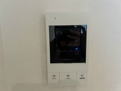 セキュリティ　来訪者が確認できる女性に安心の「TVモニターホン」