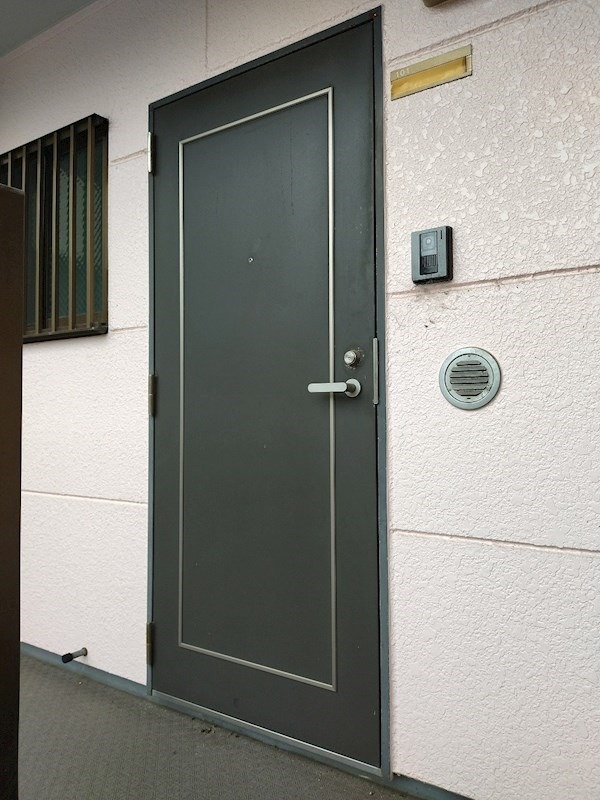 玄関　※他号室イメージ