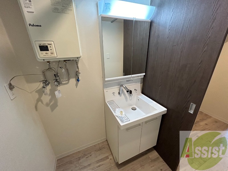 洗面設備　シャンプードレッサーで身支度もラクラクです！