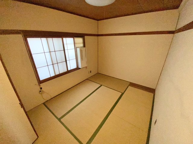 その他部屋・スペース　落ち着いて過ごせるお部屋なので、寝室にいかがでしょうか