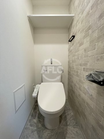 トイレ　レジュールアッシュ谷町六丁目　温水洗浄便座