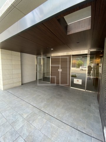 エントランス　コンフォリア心斎橋EAST　エントランス