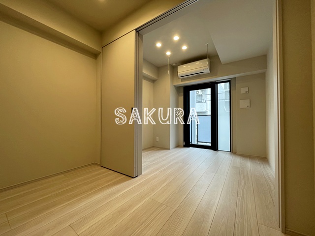 居室・リビング　使いやすい形の為、レイアウトを楽しめます♪