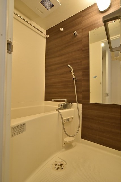 バス・シャワールーム　バス※別部屋参考写真