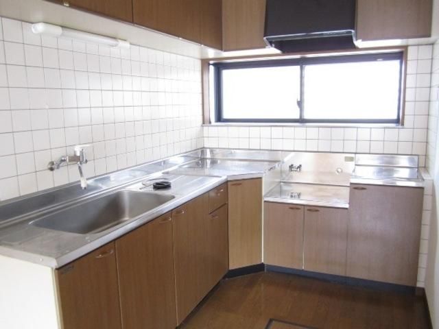 キッチン　広々Ｌ字型キッチン