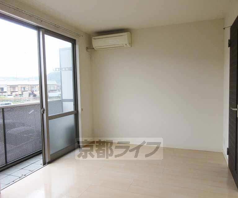 居室・リビング　広めのお部屋です