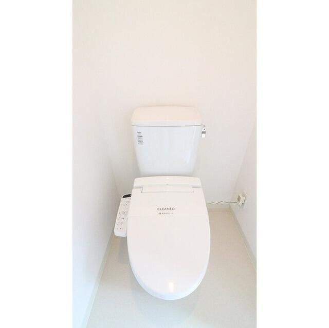 トイレ　ゆったりとした空間のトイレです