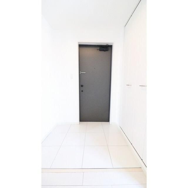 玄関　落ち着いた玄関です