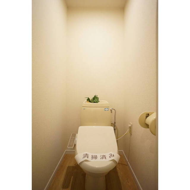 トイレ　洗浄便座付きトイレです！