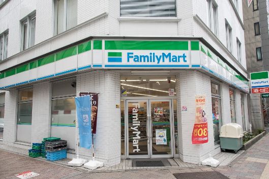 コンビニ　ファミリーマート東上野店（コンビニ）まで106m