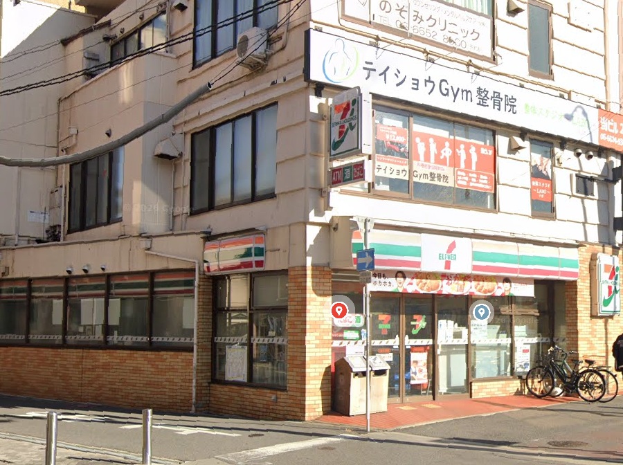 コンビニ　セブンイレブン大阪玉出駅前店（コンビニ）まで285m