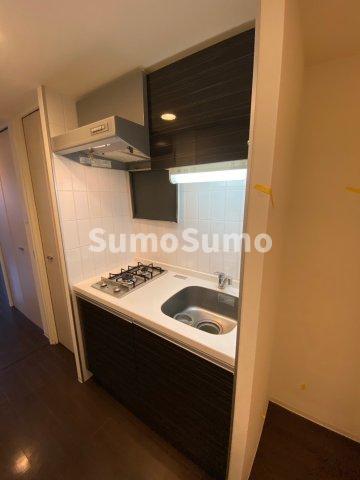 キッチン　コンパクトなキッチンで掃除もラクラク