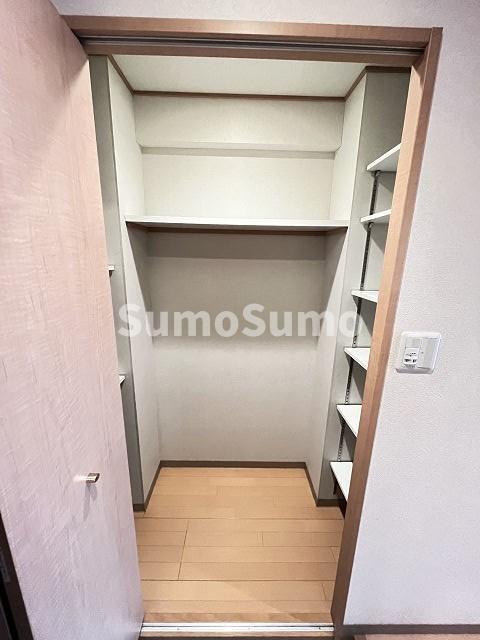 収納　ちょっとした収納スペースも充実しています