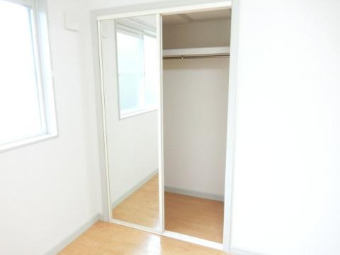 収納　クローゼット