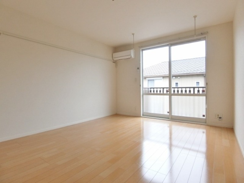 居室・リビング　図面と現状に相違がある場合には現状を優先