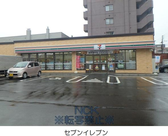 コンビニ　セブンイレブン（コンビニ）まで400m