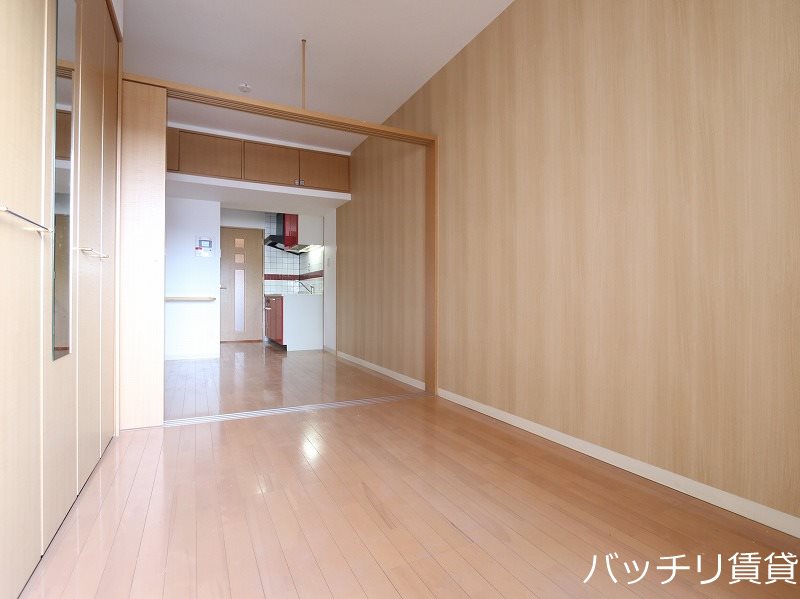 居室・リビング　※同マンション別部屋写真のため、現状優先。