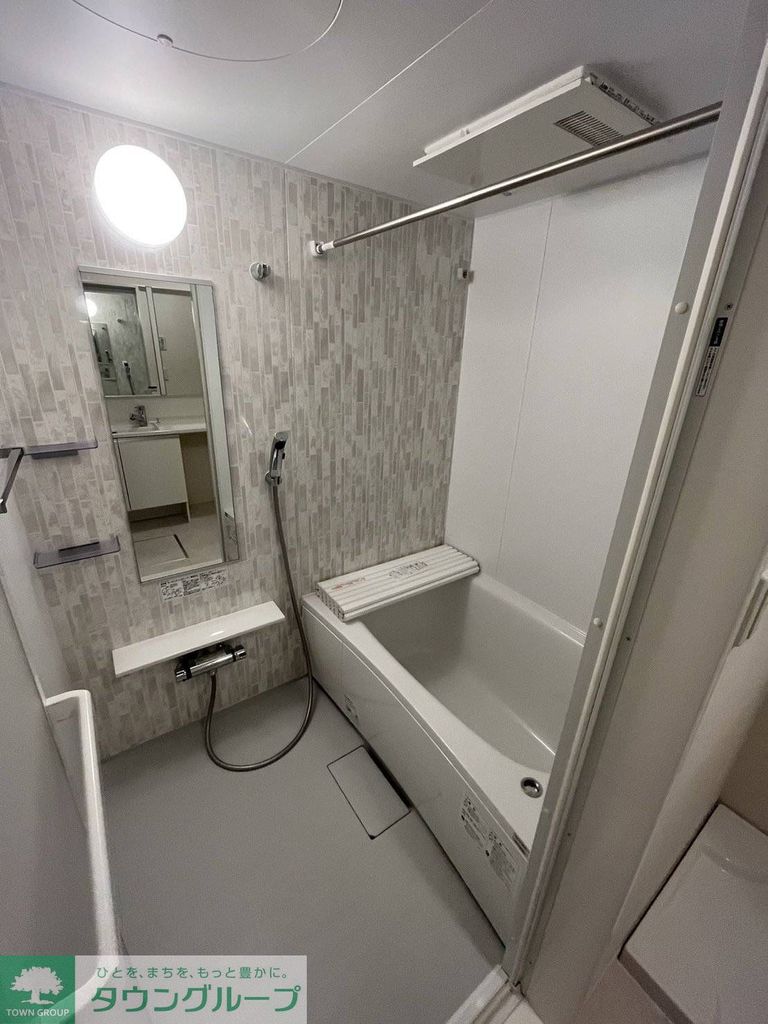 バス・シャワールーム　バス