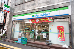 コンビニ　ファミリーマート 秋葉原駅前店（コンビニ）まで205m
