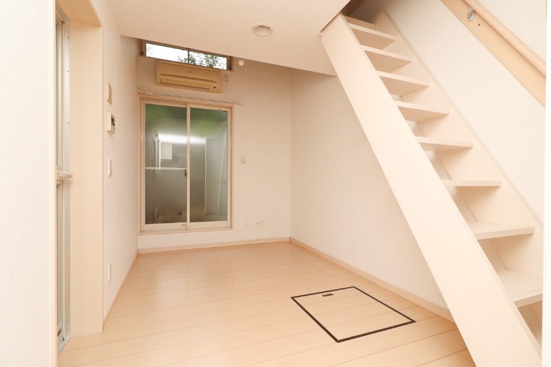 居室・リビング　図面と現状に相違がある場合には現状を優先