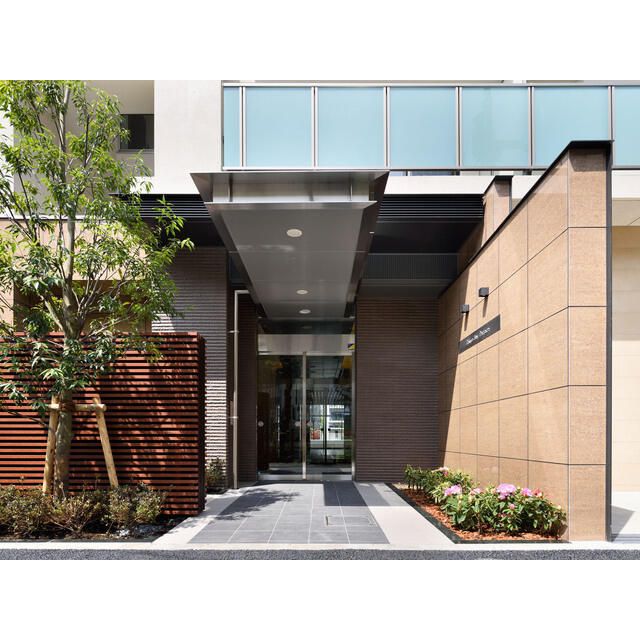 エントランス　ゆとりのあるエントランスです