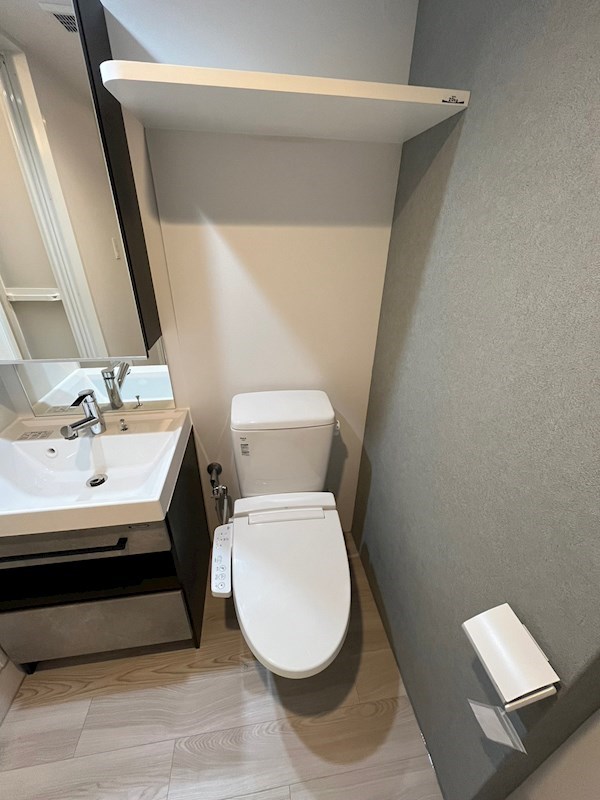 トイレ　※同物件別部屋参考画像