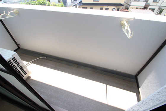 バルコニー　※別部屋の写真です