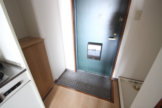 玄関　※別部屋の写真です