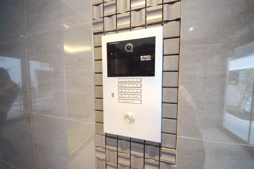 エントランス　エントランス