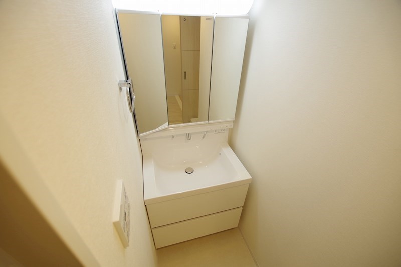 洗面設備　※同タイプの間取りのお写真となります。