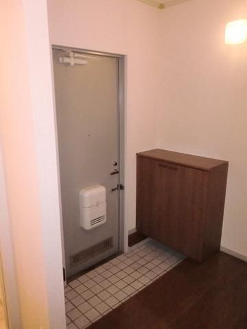 玄関　タウンハウジングレジデンス事業部　恵比寿店・赤坂店までお問…