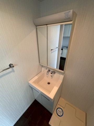 洗面設備　広い洗面スペース