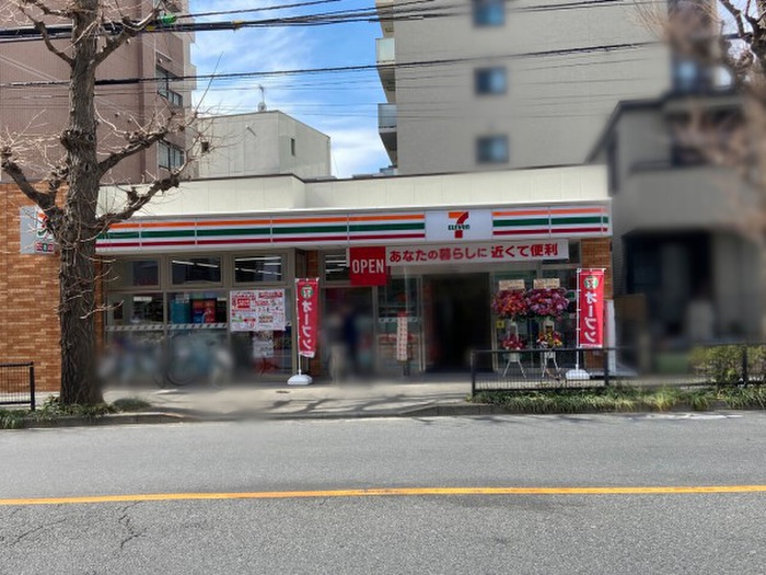 コンビニ　セブンイレブン（コンビニ）まで350m