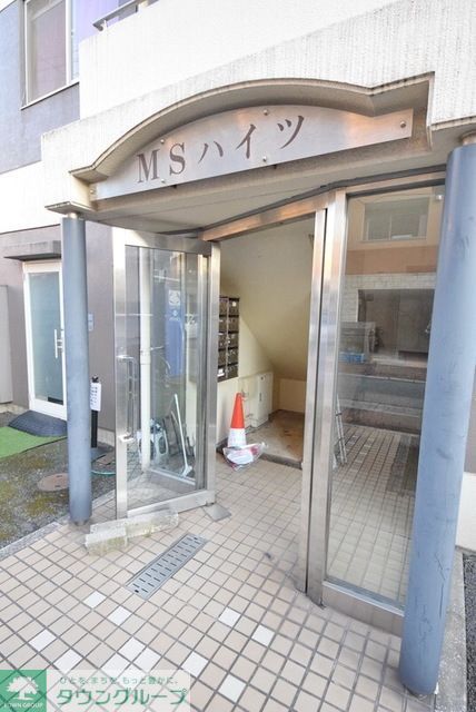 エントランス　お問合せはタウンハウジングまで！※現地待合わせ相談可能