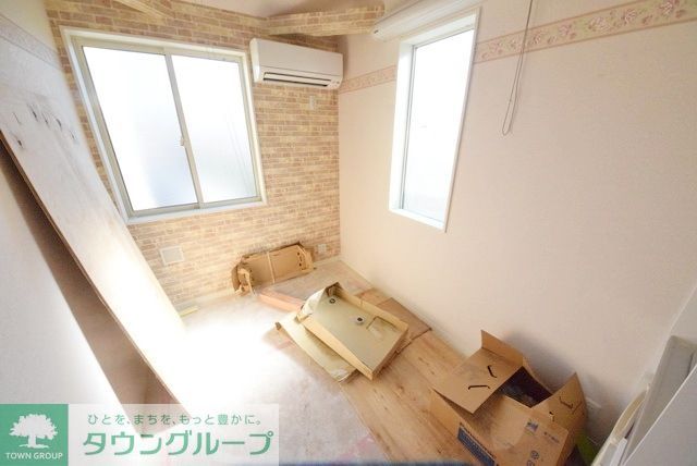 居室・リビング　新築施工時のお写真です。