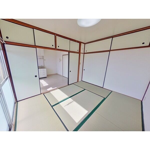 収納　南西和室　6帖(エアコン付)+押入※909号室の写真です