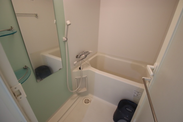 バス・シャワールーム　※別室の参考写真の為、現況優先です。