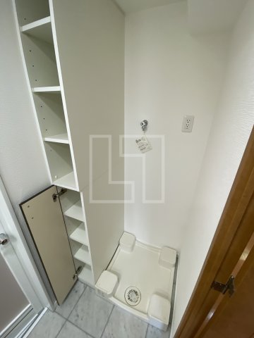 その他　リーガル岡崎橋　室内洗濯パン