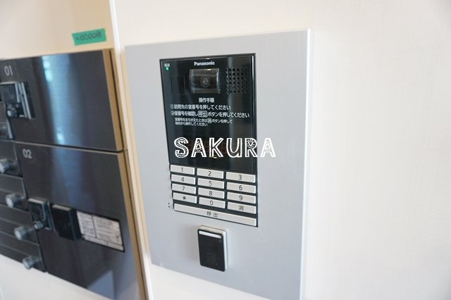 セキュリティ　不審者、勧誘員をシャットアウトできるオートロックです♪