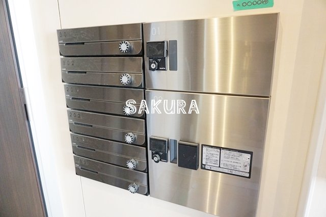 その他共有部分　不在時にも便利な宅配ＢＯＸ付きです♪