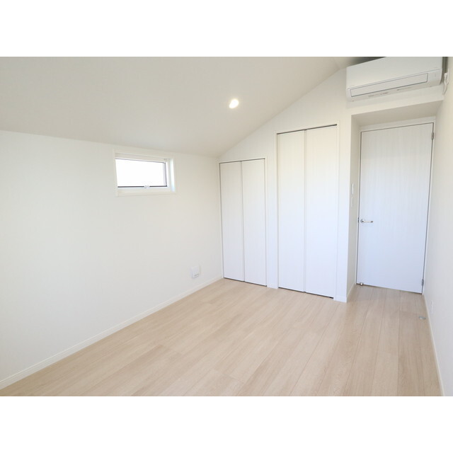 その他部屋・スペース　２面採光！６．６帖の洋室♪