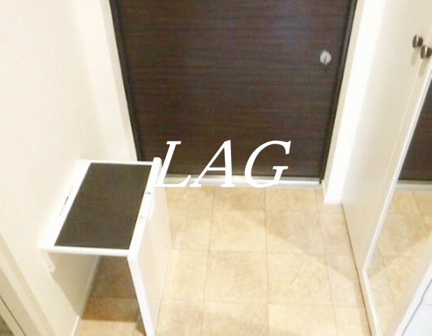 玄関　玄関です。