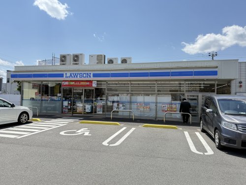 コンビニ　ローソン鈴鹿神戸一丁目店（コンビニ）まで188m