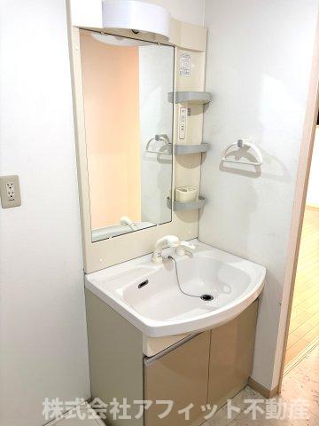 洗面設備　洗髪洗面化粧台※イメージです