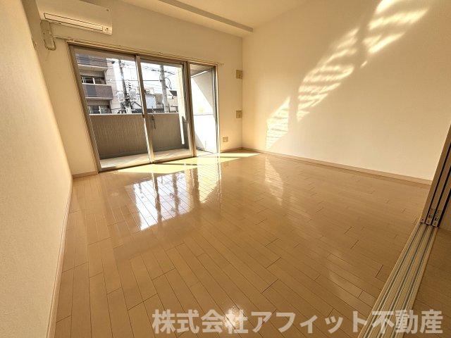 その他部屋・スペース　洋室8.5帖※イメージです