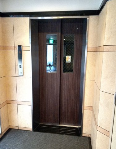 その他設備　エレベータ