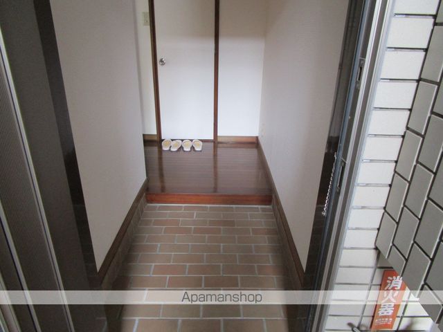 名鉄犬山線 犬山駅 徒歩6分 3階建 築36年の玄関写真