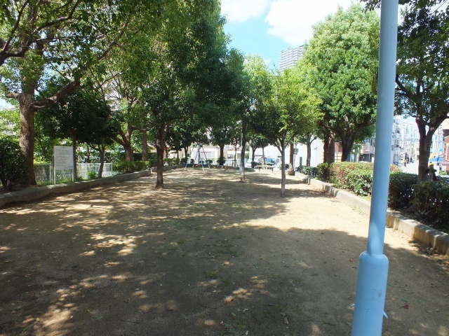 公園　酉島中公園（公園）まで215m