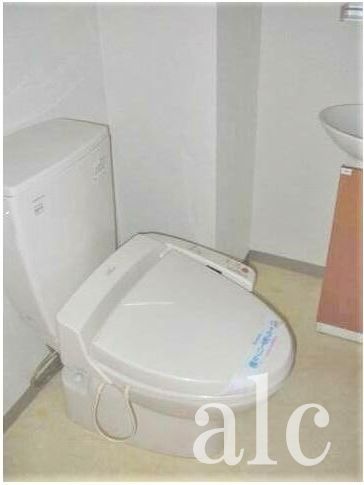 トイレ　シンプルで使いやすいトイレです