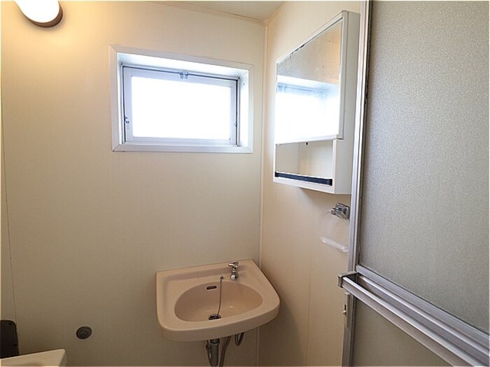 洗面設備　使いやすい洗面所です